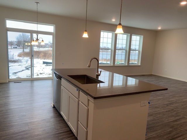 3198 Patterson Road Montgomery, IL 60538 - Photo 10 of 36