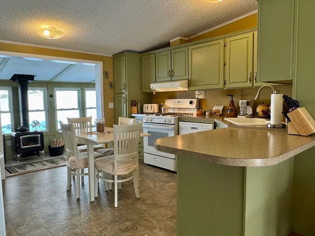 $365,000 | 1451 Route 2, Charlemont, MA 01339