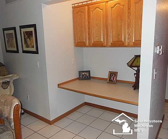4300 West Erie Road Temperance, MI 48182 - Photo 19 of 25 20441114-18.JPG