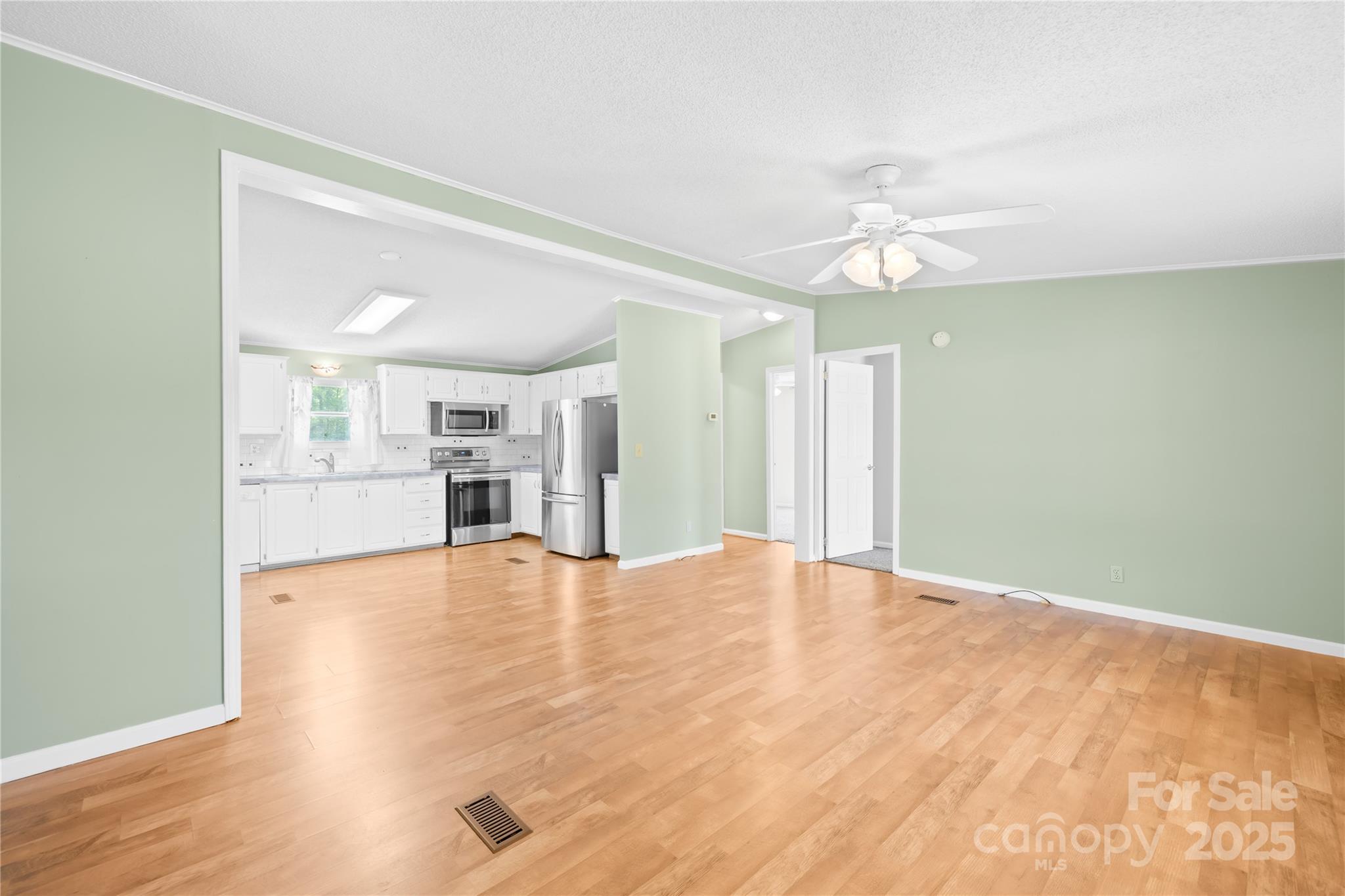 3909 Beda Road Newton, NC 28658 - Photo 8 of 31 Gallery Image 8