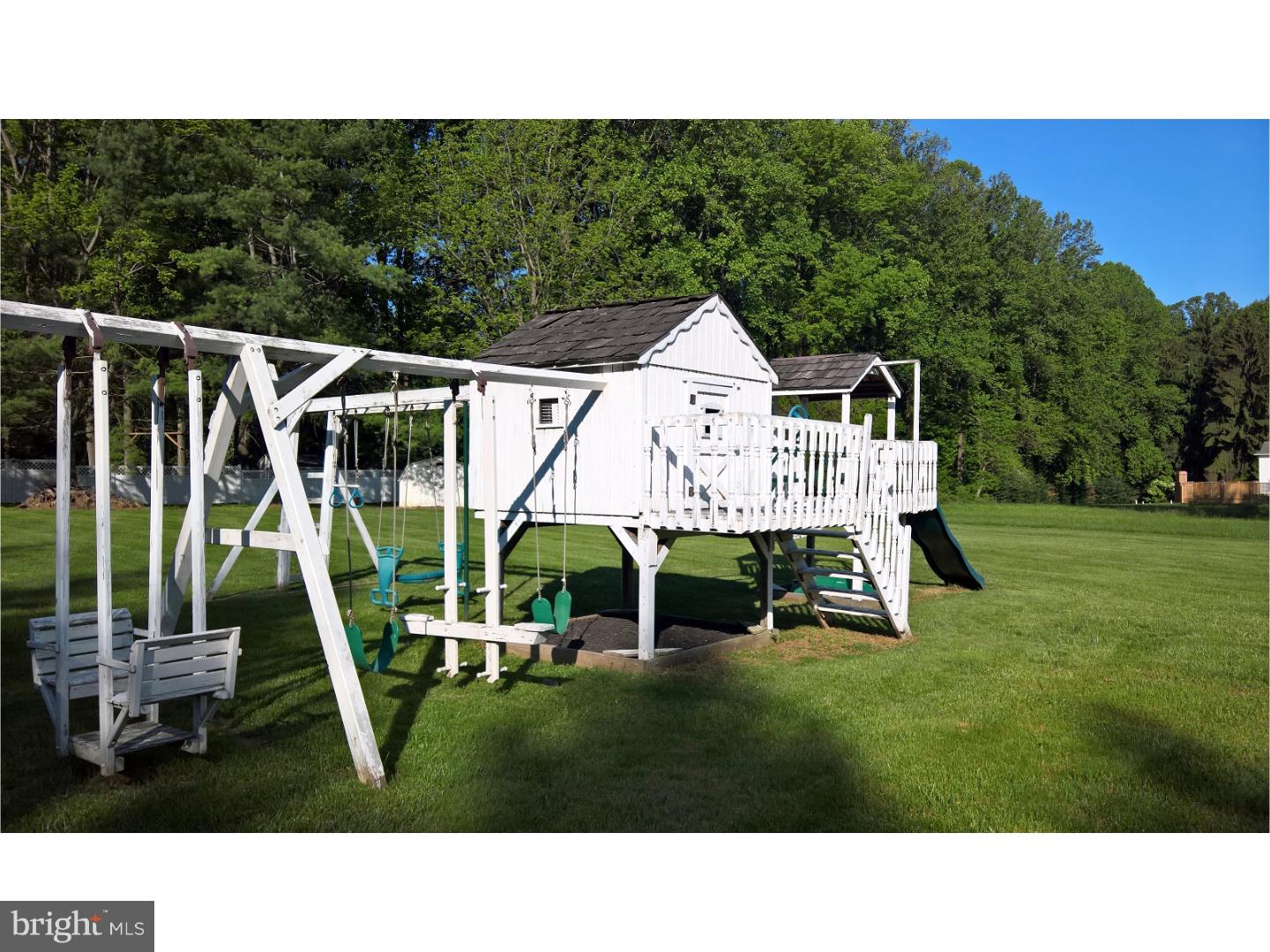 564 Worthington Road Chester Springs, PA 19425 - Photo 22 of 25 Gallery Image 22