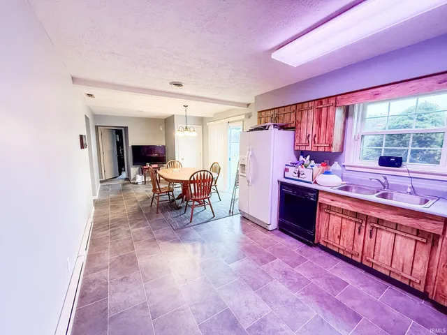 $245,000 | 5895 Highway 213, Windfall, IN 46076