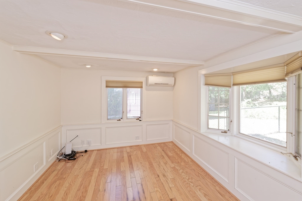 32 Colonial Way Holliston, MA 01746 - Photo 17 of 36 Gallery Image 17