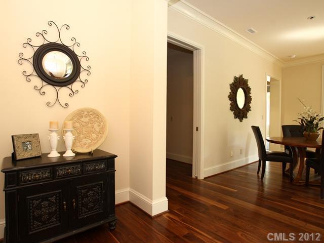 184 Cherokee Road, Unit F Charlotte, NC 28207 - Photo 2 of 16 Gallery Image 2