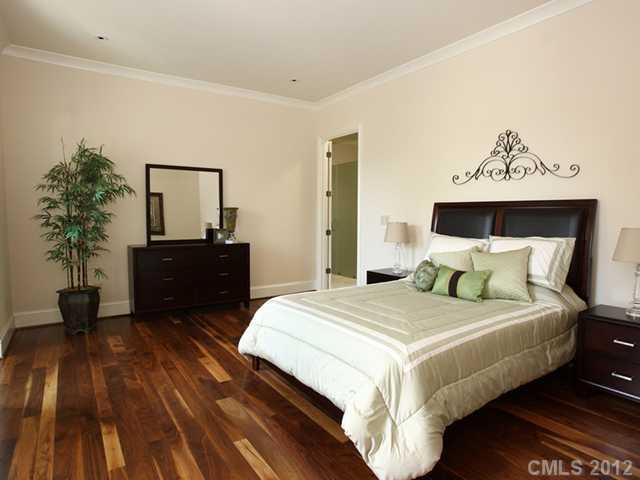 184 Cherokee Road, Unit F Charlotte, NC 28207 - Photo 10 of 16 Gallery Image 10