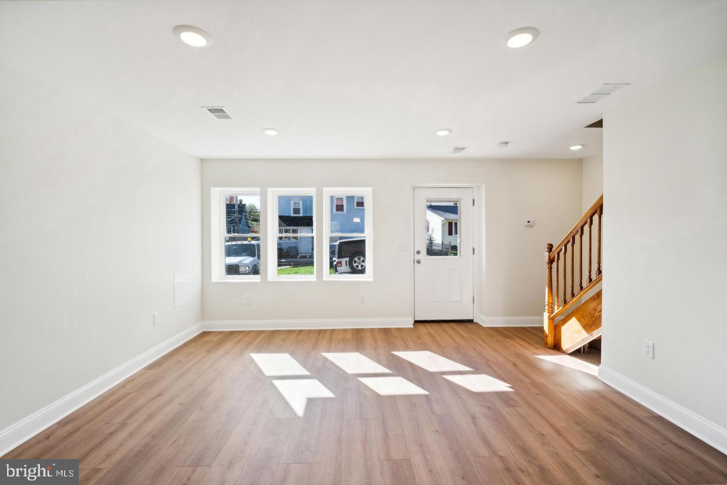 27 East Butler Avenue, Unit B Chalfont, PA 18914 - Photo 3 of 25