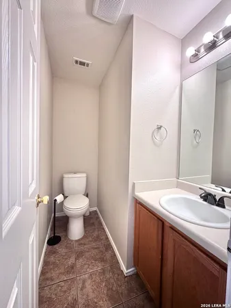 $1,750 | 10726 Wildwood Way, Universal City, TX 78148