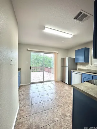 $1,750 | 10726 Wildwood Way, Universal City, TX 78148