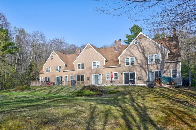 $259,900 | 45 Haynesville Avenue, Unit 3, Conway, NH 03818