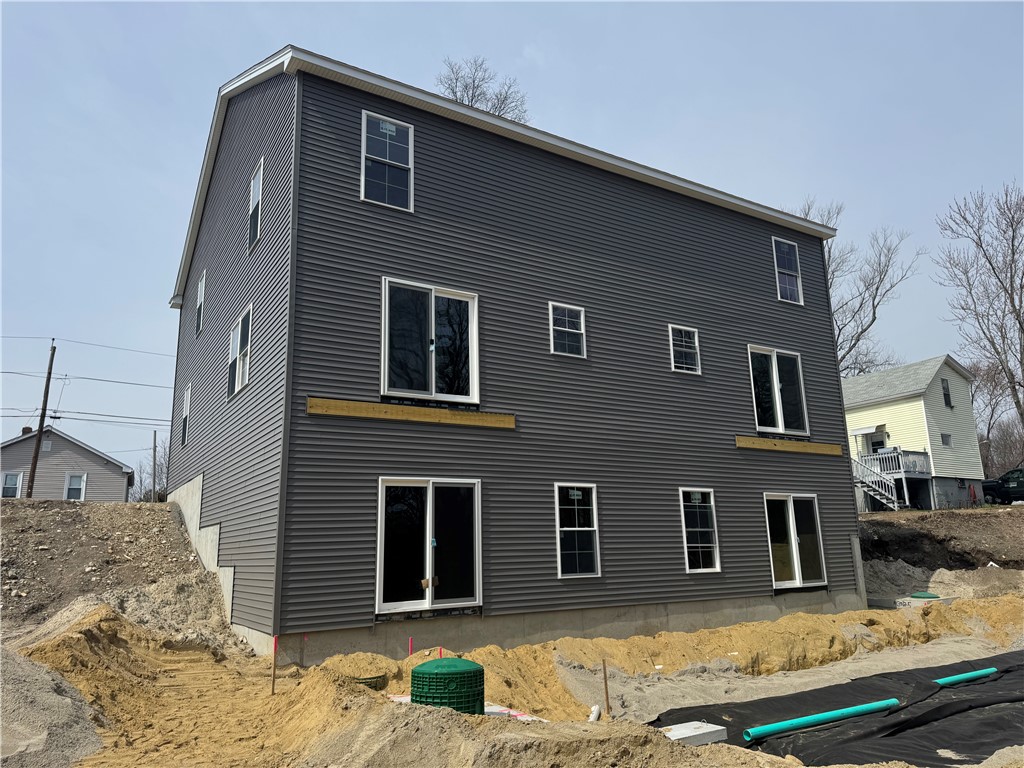 29 Prospect Street Cumberland, RI 02864 - Photo 4 of 7