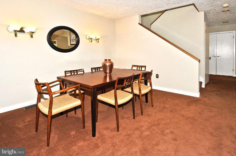 2831 Fennel Road Edgewater, MD 21037 - Photo 14 of 27 Dining Room