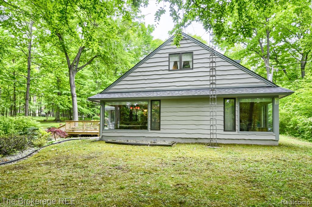 605 Morrish Road Flushing, MI 48433 - Photo 28 of 41
