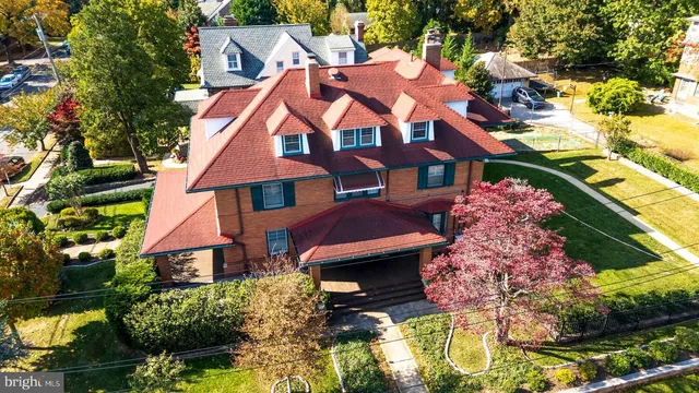 $899,000 | 3001 West Queen Lane, Philadelphia, PA 19129