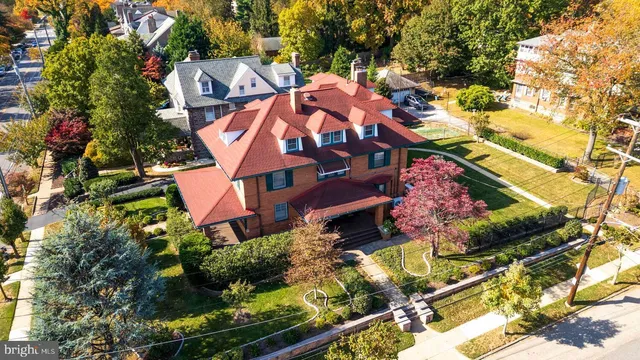 $899,000 | 3001 West Queen Lane, Philadelphia, PA 19129