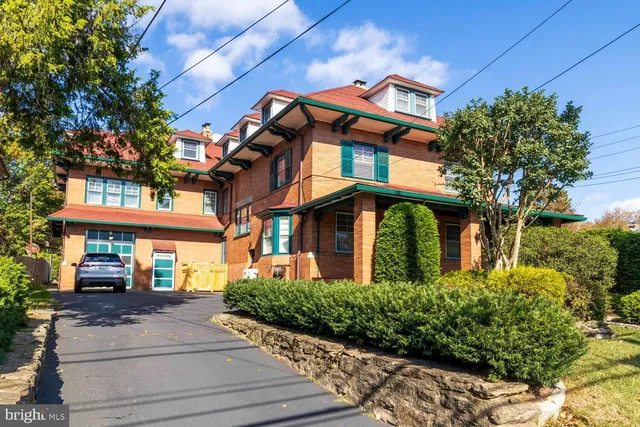 $899,000 | 3001 West Queen Lane, Philadelphia, PA 19129