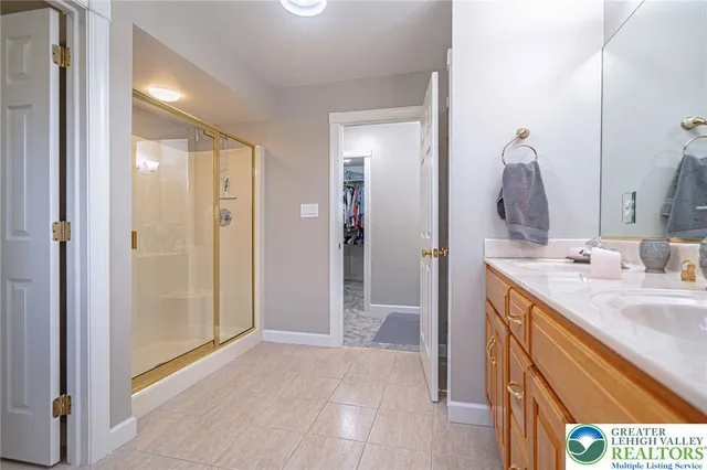 $779,000 | 6551 Overlook Road, Orefield, PA 18069