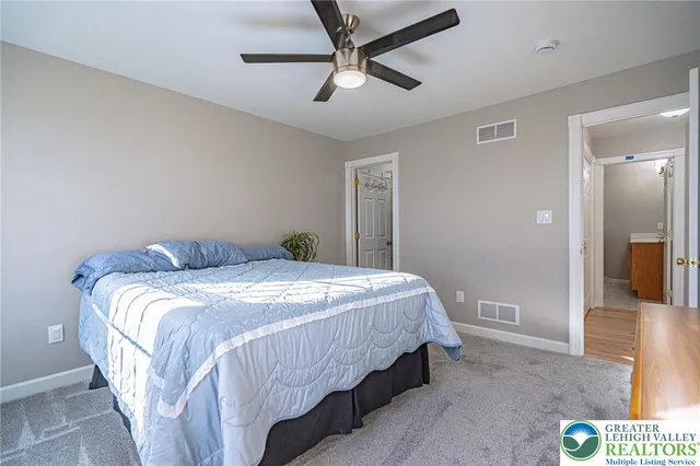 $779,000 | 6551 Overlook Road, Orefield, PA 18069