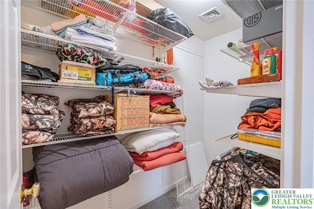 $779,000 | 6551 Overlook Road, Orefield, PA 18069