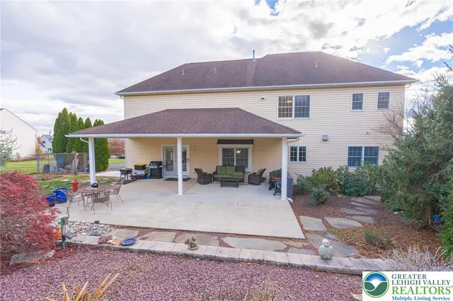 $779,000 | 6551 Overlook Road, Orefield, PA 18069