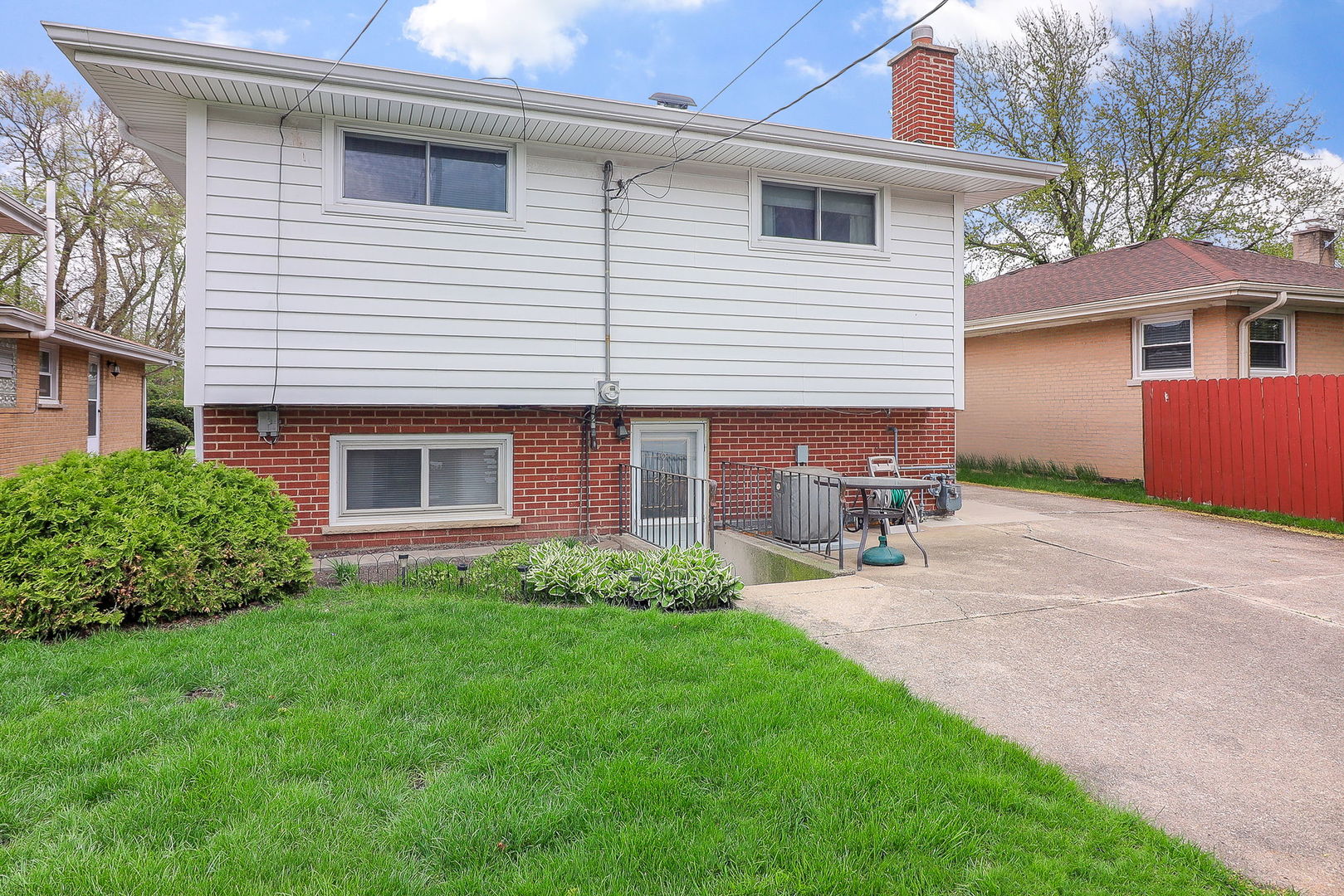 538 Clayton Road Hillside, IL 60162 - Photo 20 of 30