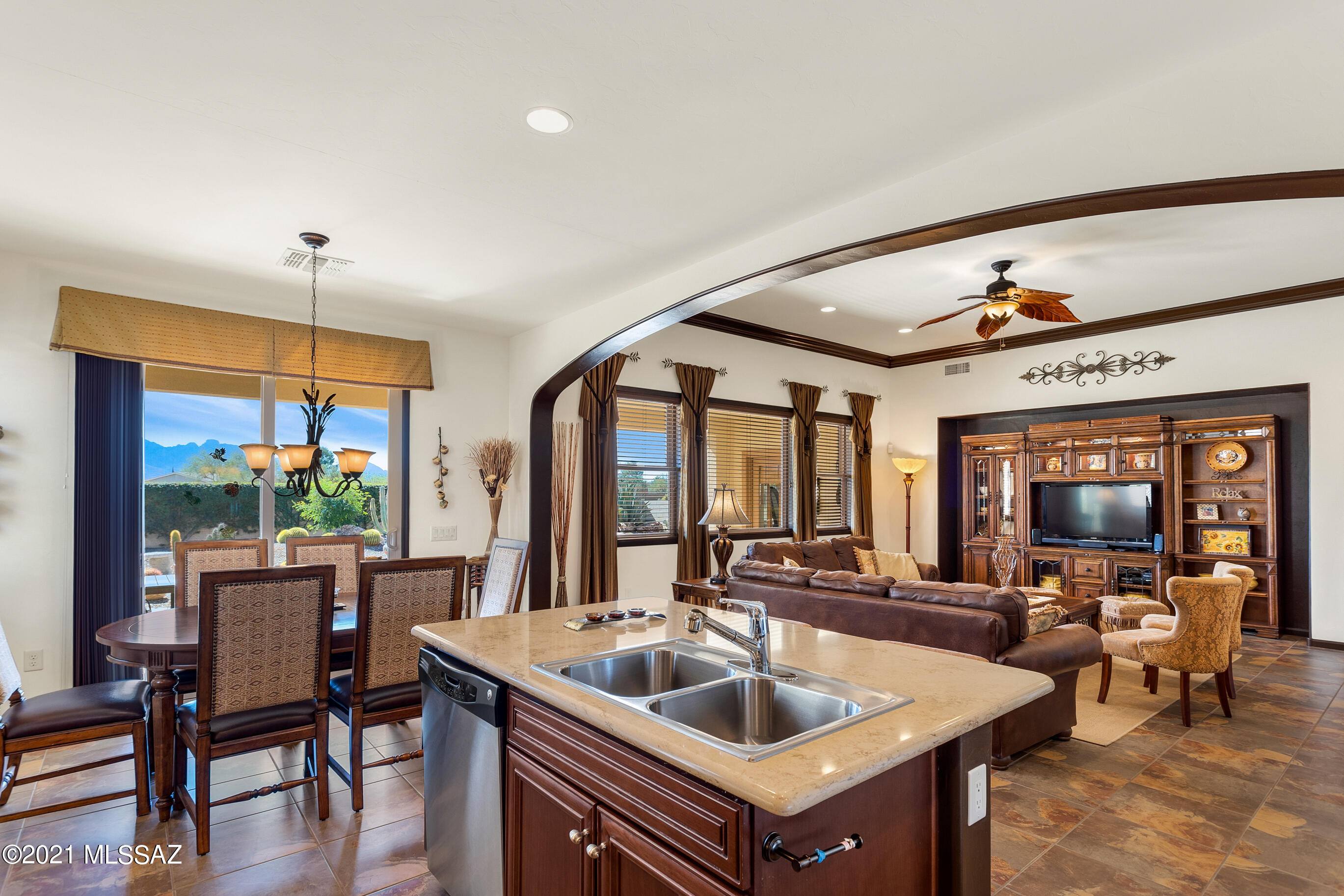 62757 East Border Rock Road Tucson, AZ 85739 - Photo 9 of 36 Gallery Image 9