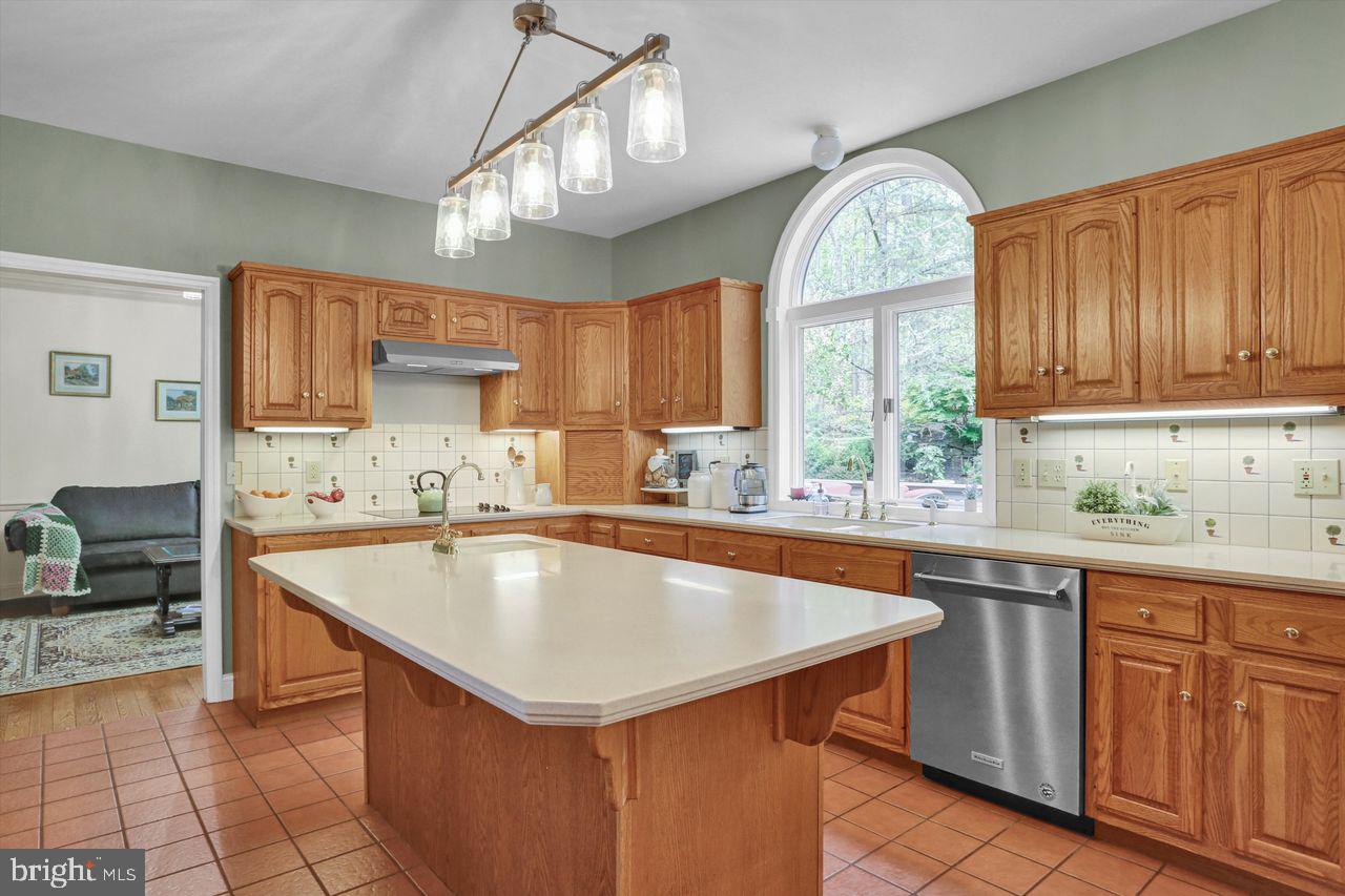 8 Quail Ridge Drive Reading, PA 19607 - Photo 11 of 44