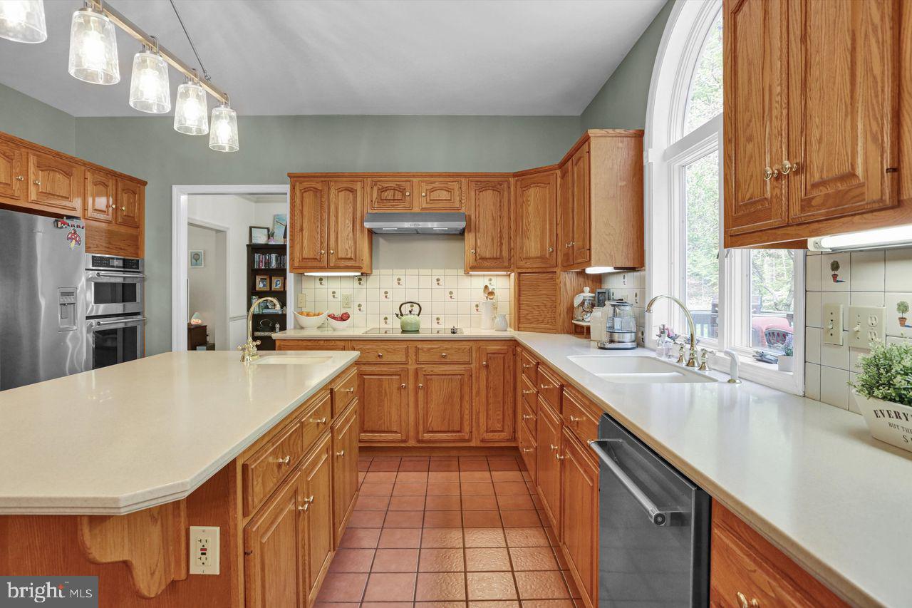 8 Quail Ridge Drive Reading, PA 19607 - Photo 12 of 44