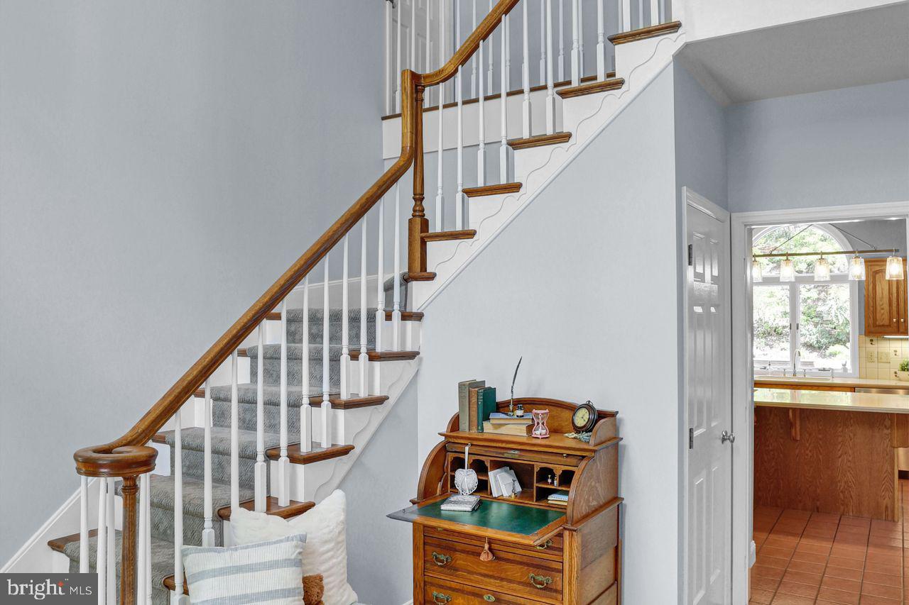 8 Quail Ridge Drive Reading, PA 19607 - Photo 4 of 44