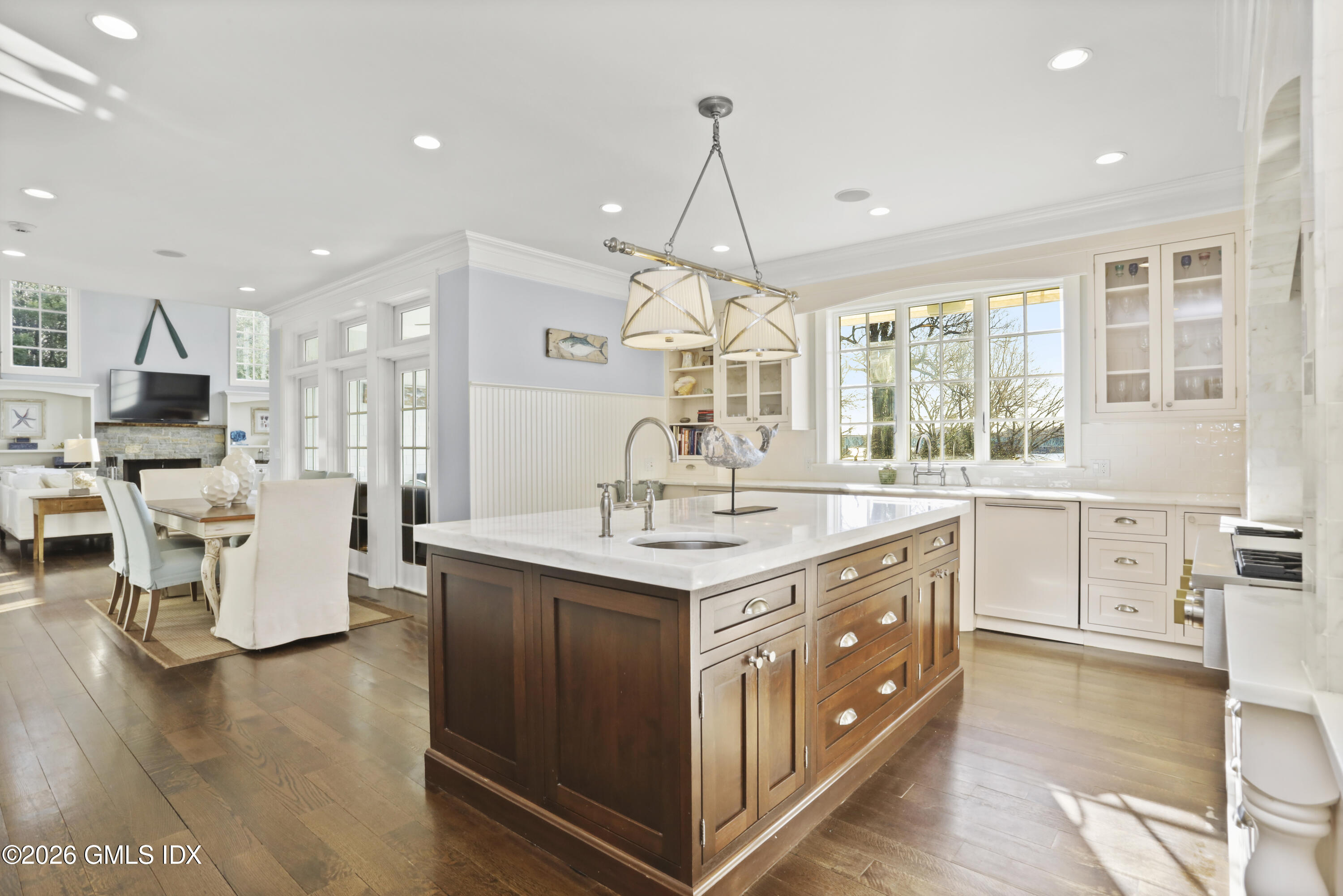 30 Bayside Terrace Riverside, CT 06878 - Photo 19 of 46 Fabulous Chef's kitchen