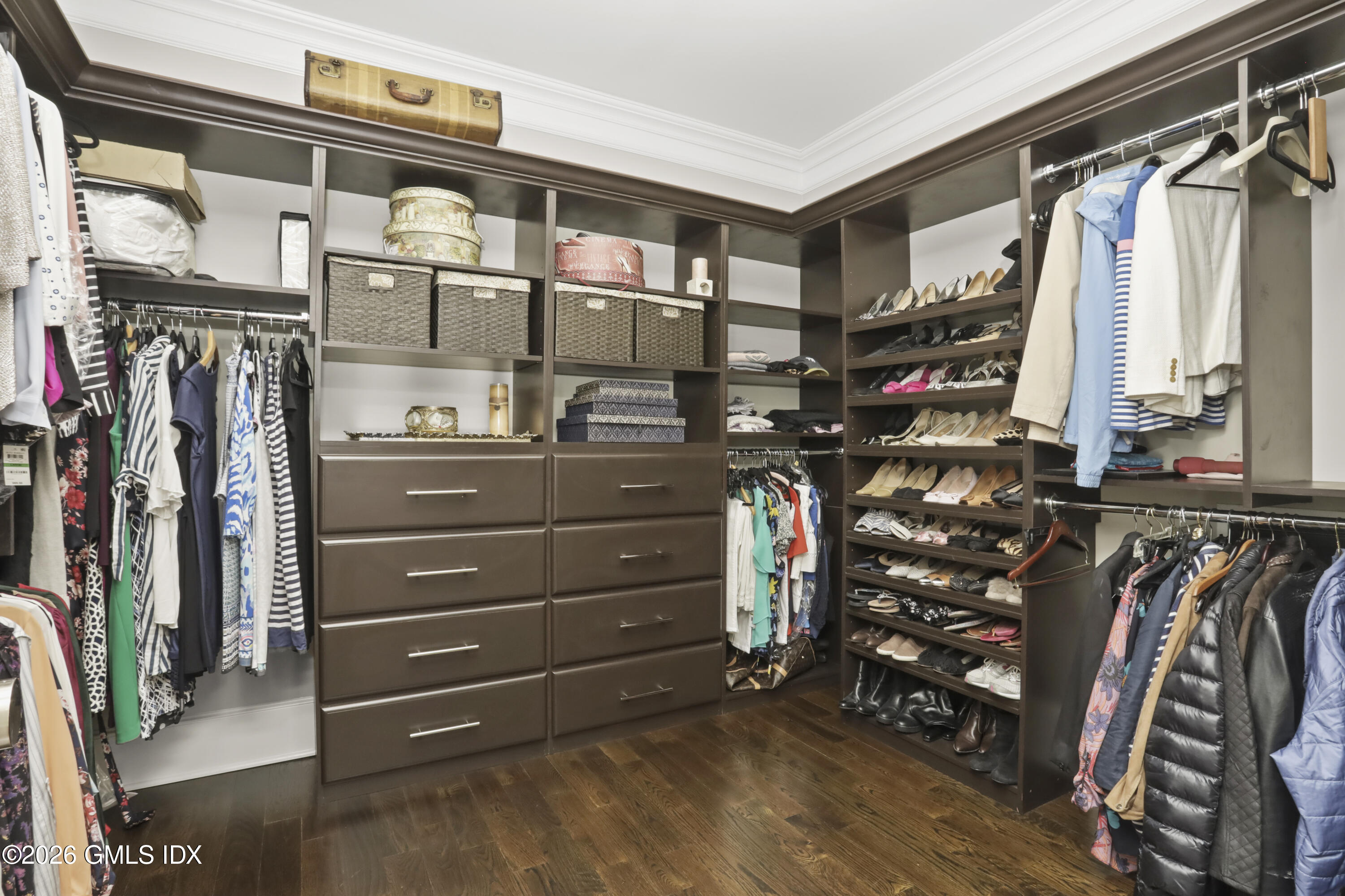 30 Bayside Terrace Riverside, CT 06878 - Photo 29 of 46 Outstanding closet