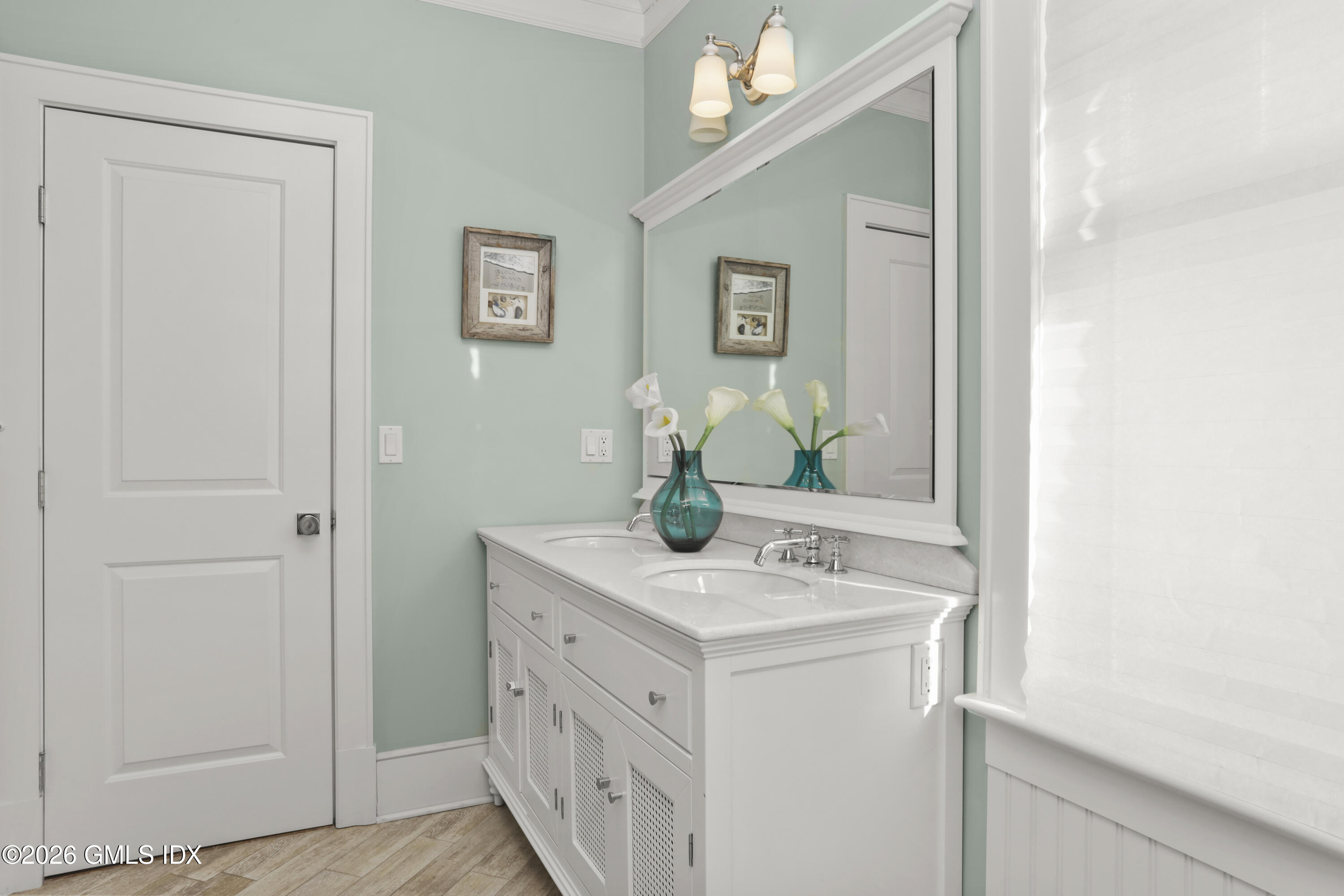 30 Bayside Terrace Riverside, CT 06878 - Photo 32 of 46 Updated Bath