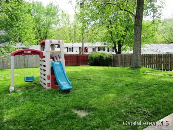 1716 West Governor Street Springfield, IL 62704 - Photo 9 of 11 Gallery Image 9