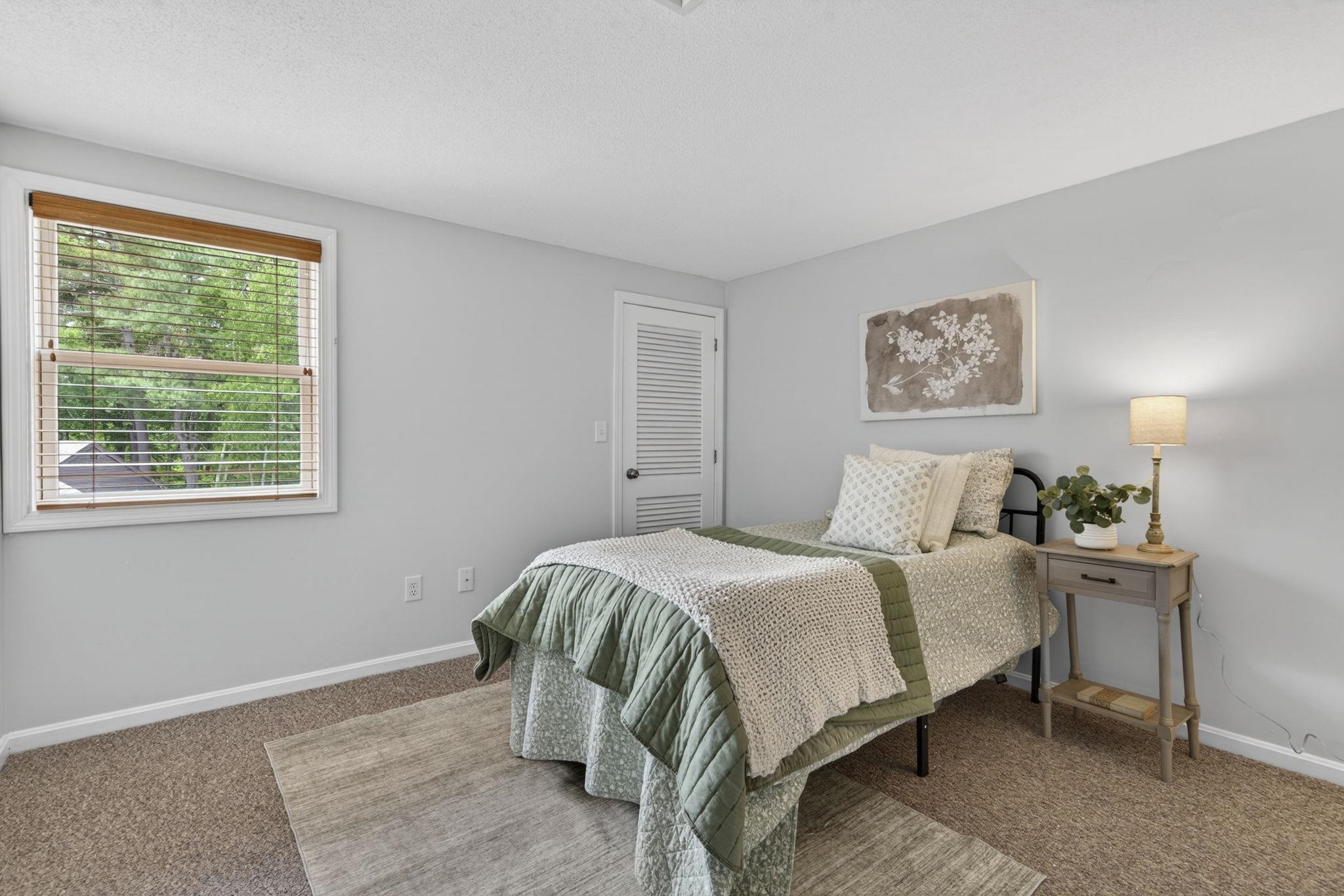 37 Stacey Circle Windham, NH 03087 - Photo 19 of 41