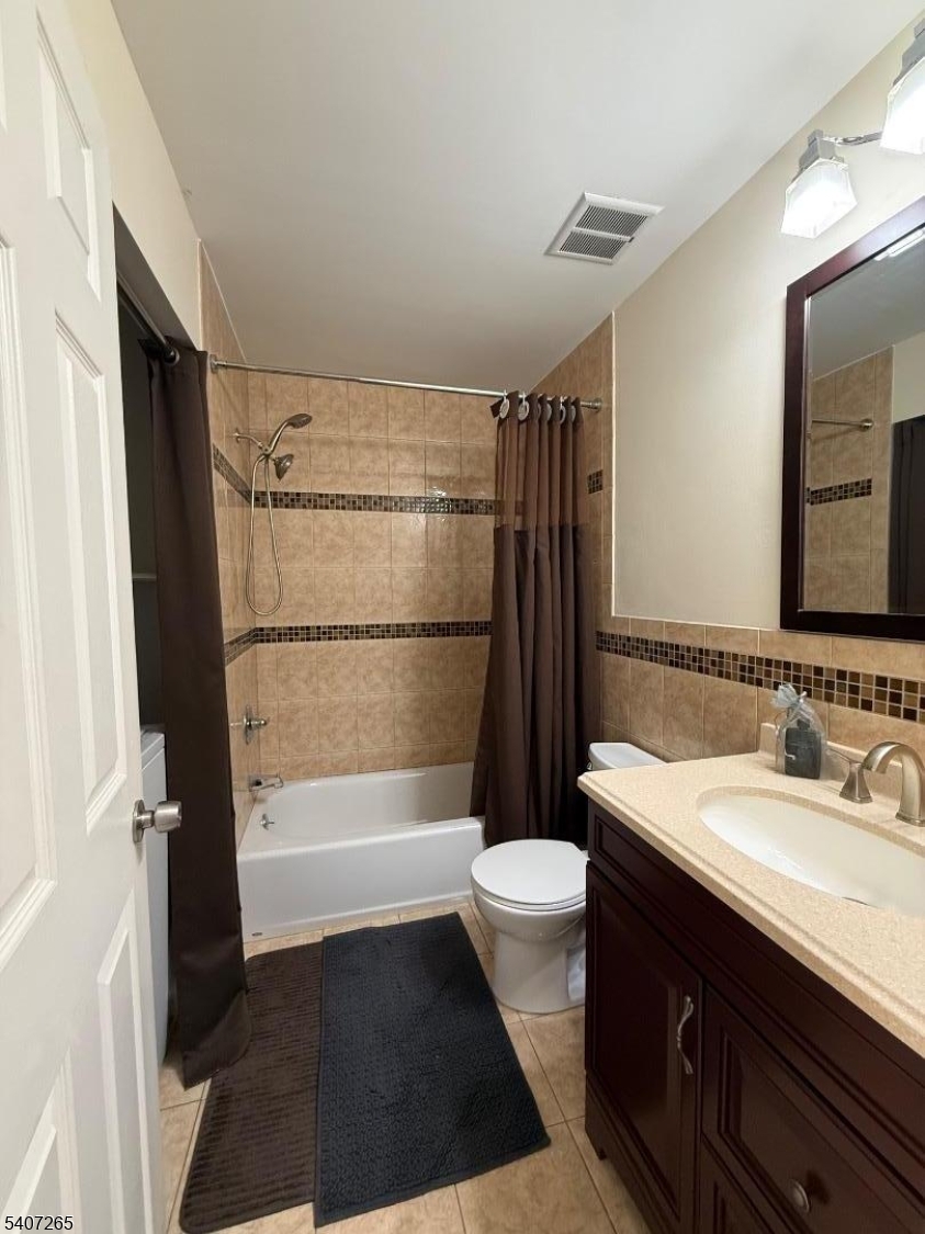 2710 Packer Court Bridgewater, NJ 08807 - Photo 16 of 29