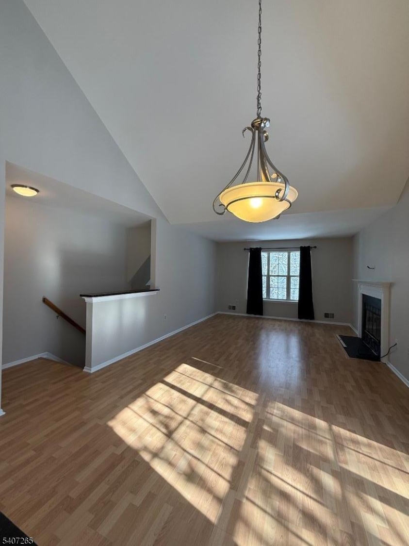 2710 Packer Court Bridgewater, NJ 08807 - Photo 5 of 29