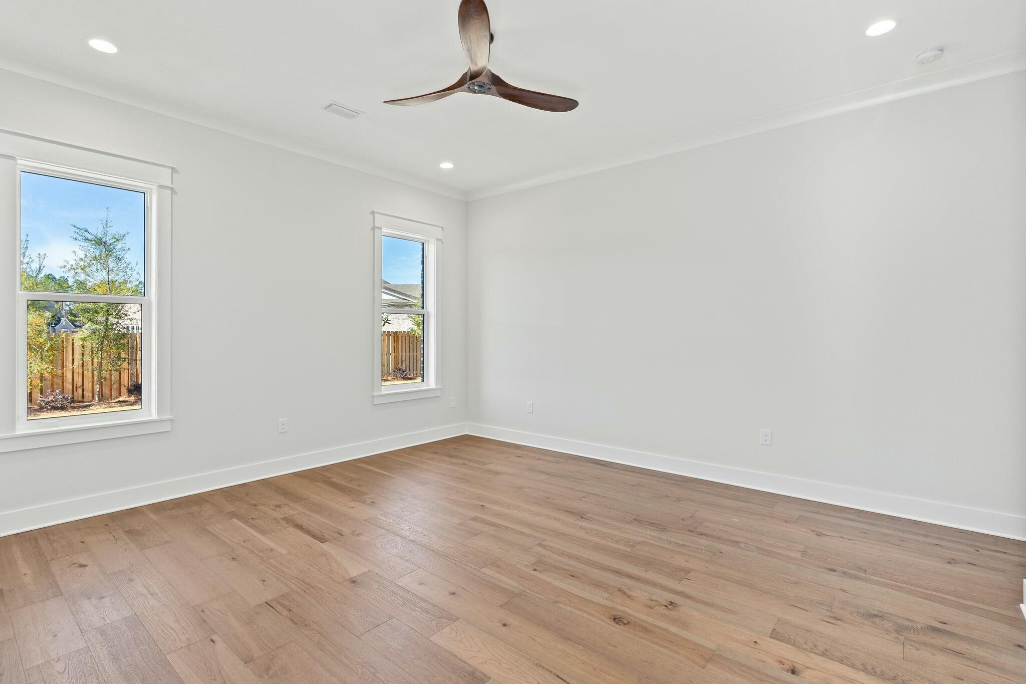 57 Revana Way Freeport, FL 32439 - Photo 19 of 38 57 Revana Way Primary bedroom