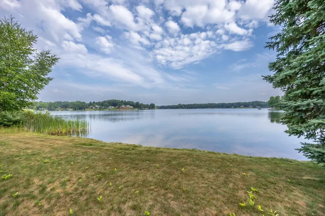 $419,500 | 7914 West Royal Road, Canadian Lakes, MI 49346