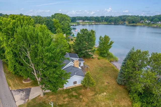 $419,500 | 7914 West Royal Road, Canadian Lakes, MI 49346