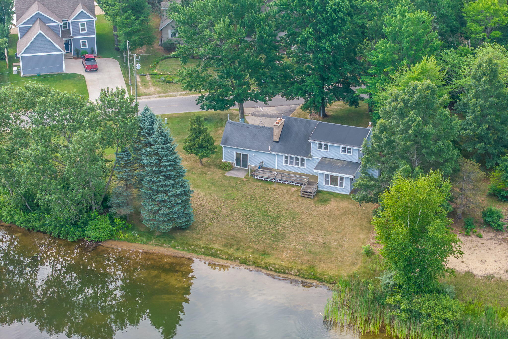 7914 West Royal Road Canadian Lakes, MI 49346 - Photo 5 of 33 11-web-or-mls-DJI_20250716211409_0220_D-