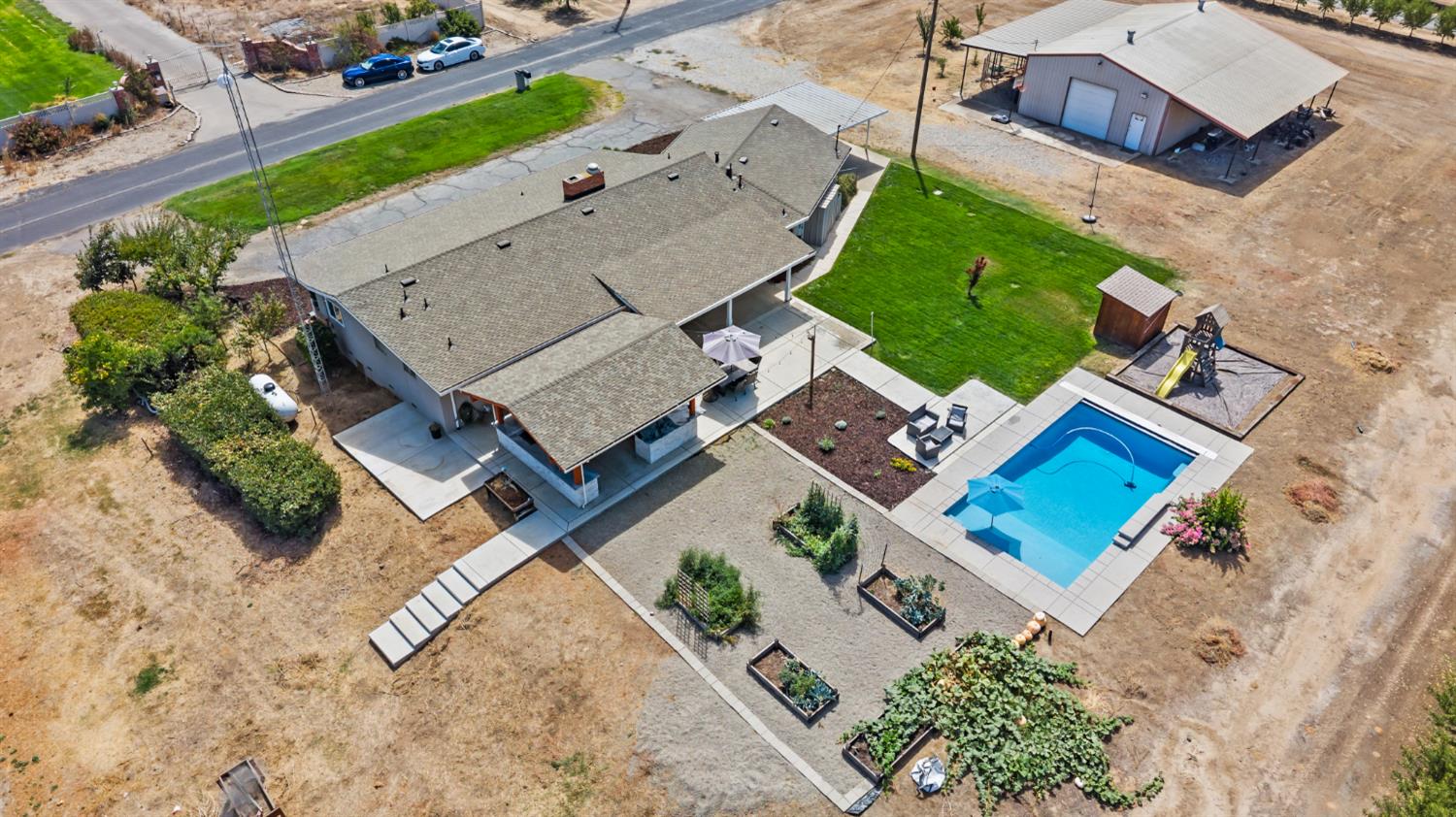 4901 Saylor Road Hughson, CA 95326 - Photo 1 of 66 Gallery Image 1