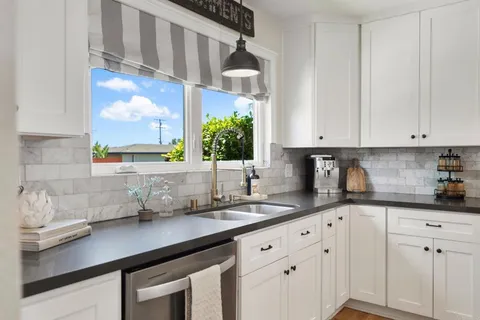 $1,225,000 | 5032 Mt Etna Drive, San Diego, CA 92117