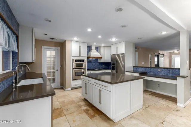 $880,000 | 2846 East Campbell Avenue, Phoenix, AZ 85016