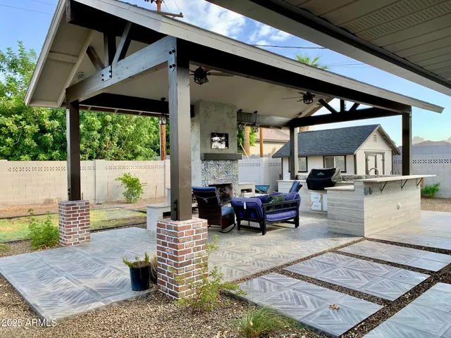 $880,000 | 2846 East Campbell Avenue, Phoenix, AZ 85016