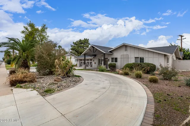 $880,000 | 2846 East Campbell Avenue, Phoenix, AZ 85016