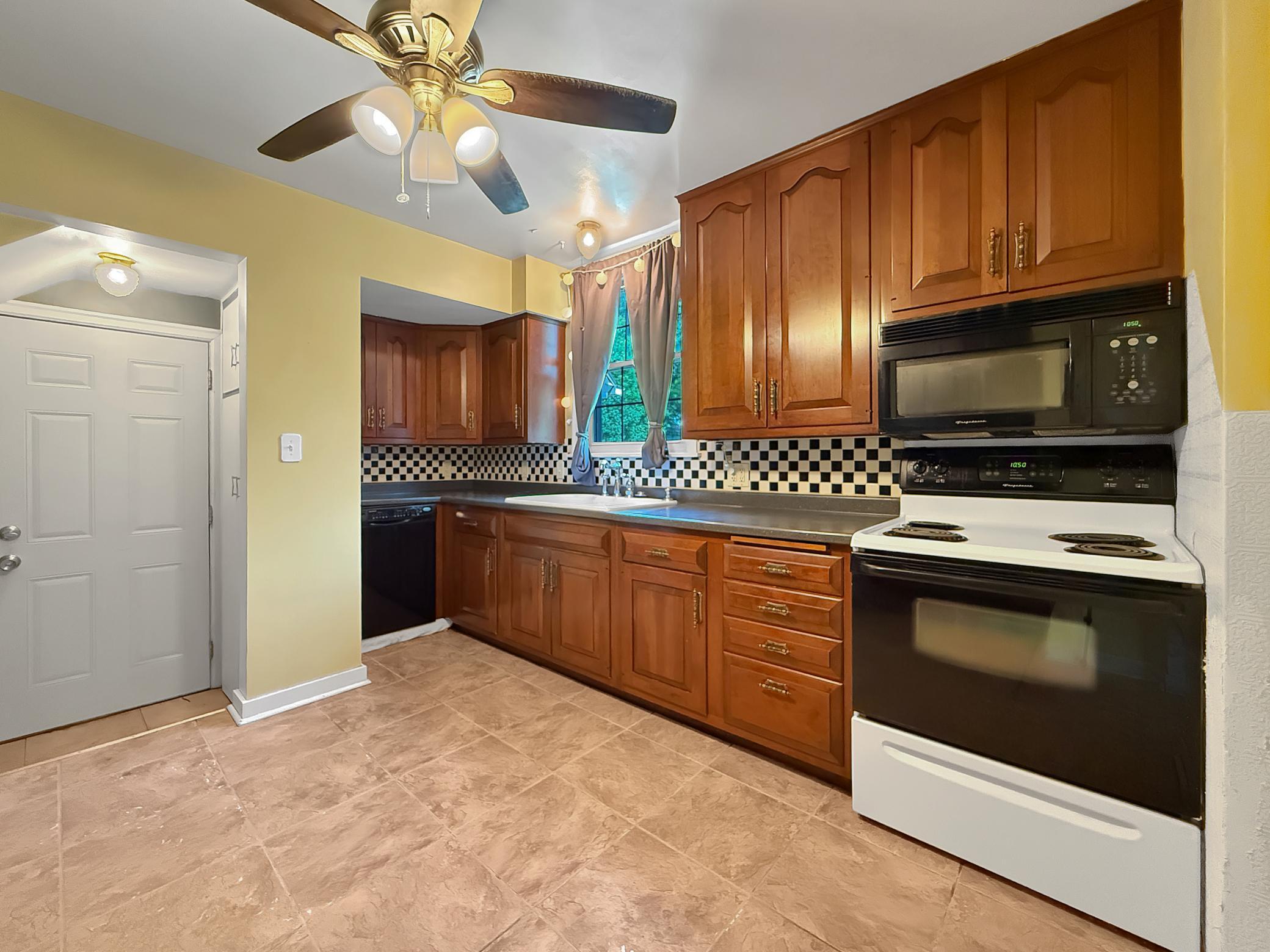 419 Webster Street Fairmont, MN 56031 - Photo 14 of 51