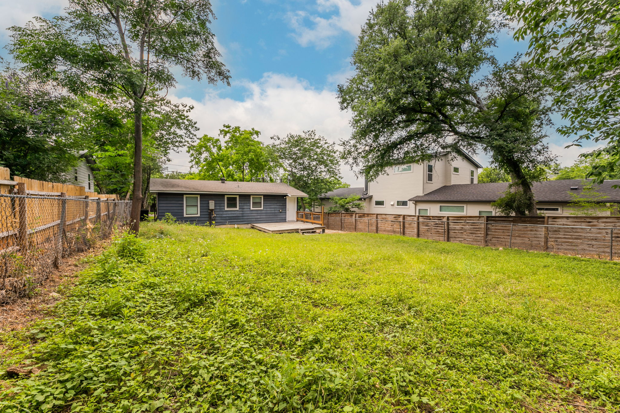 1717 Bunche Road Austin, TX 78721 - Photo 25 of 26 Gallery Image 25