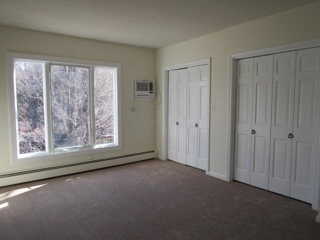 198 North Main Street, Unit 4 Rutland, VT 05701 - Photo 12 of 20