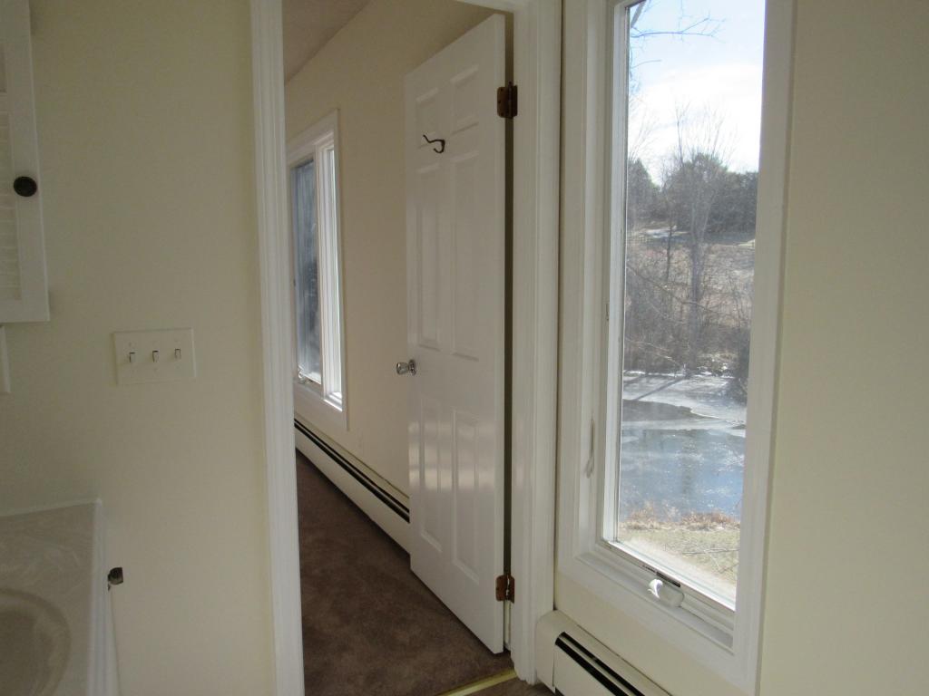 198 North Main Street, Unit 4 Rutland, VT 05701 - Photo 14 of 20
