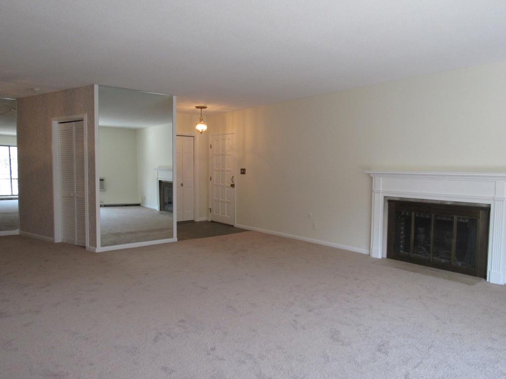 198 North Main Street, Unit 4 Rutland, VT 05701 - Photo 3 of 20