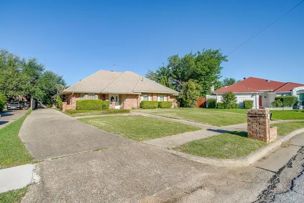 $3,000 | 4013 Timberidge Drive, Irving, TX 75038